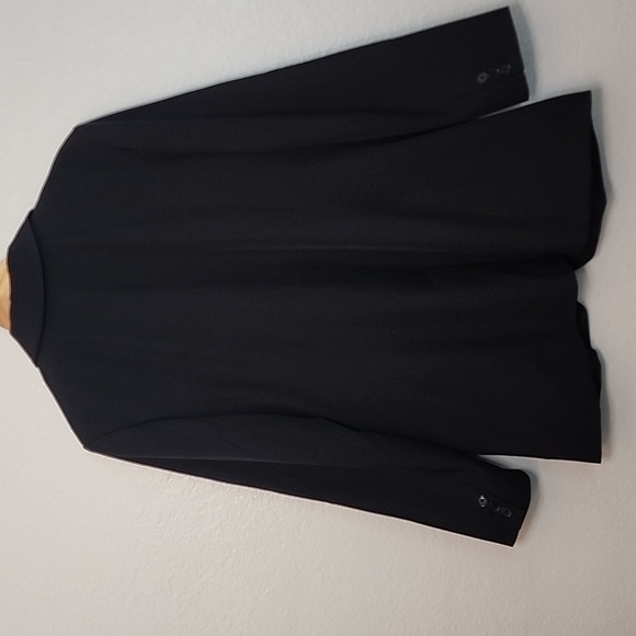 Banana Republic Blazer in Black - Picture 4 of 16